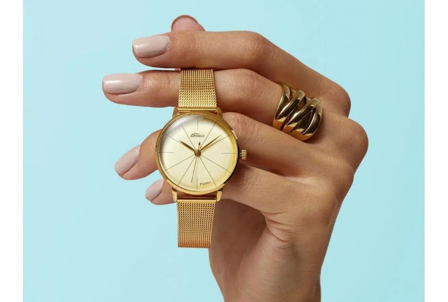 Pozłacane zegarki damskie - wyjątkowy prezent na Dzień Matki
